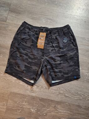Tailor Vintage Men's Black Gray Camo Lined Athletic Pure Tec Cool Shorts